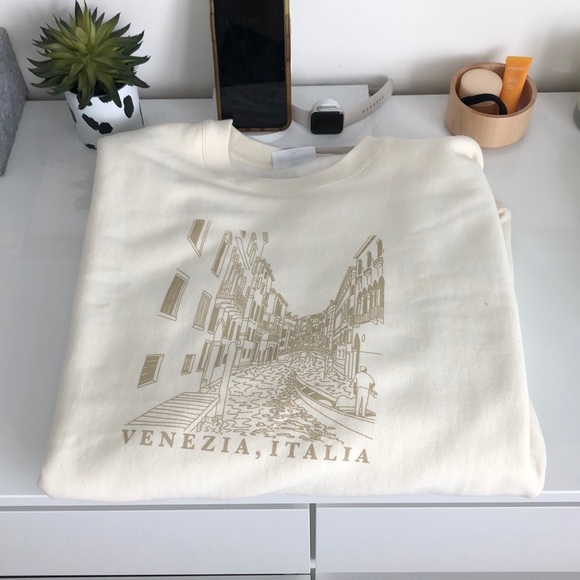 acsaesthetics Tops - ACSAESTHETIC ITALY CREWNECK SWEATSHIRT